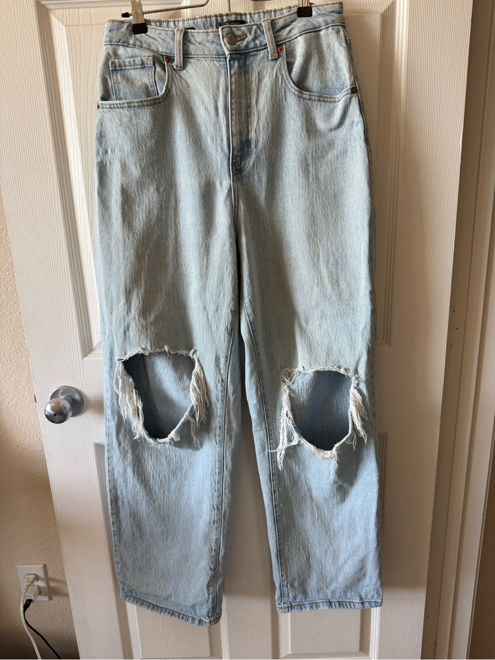 wild fable Light Wash Distressed Straight-Leg Jeans